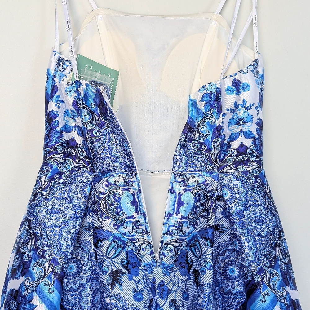 Speechless NWT White, Blue Porcelain Chinoiserie Floral Dress sz 7 Graduation - Picture 6 of 8